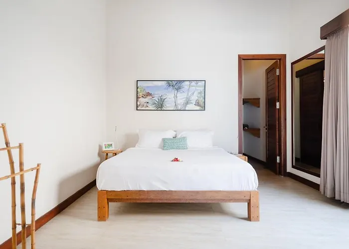 Bella Vista On Nusa Ceningan Villa *