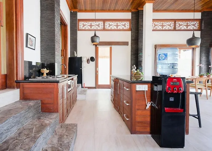 Bella Vista On Nusa Ceningan レンボンガン島