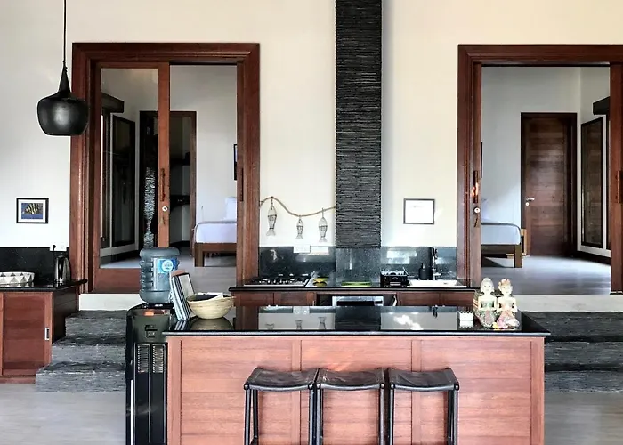 Bella Vista On Nusa Ceningan Villa *
